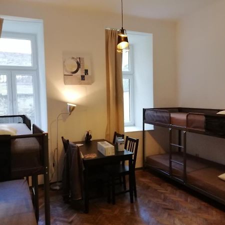 Max Out Apartment Вена Экстерьер фото