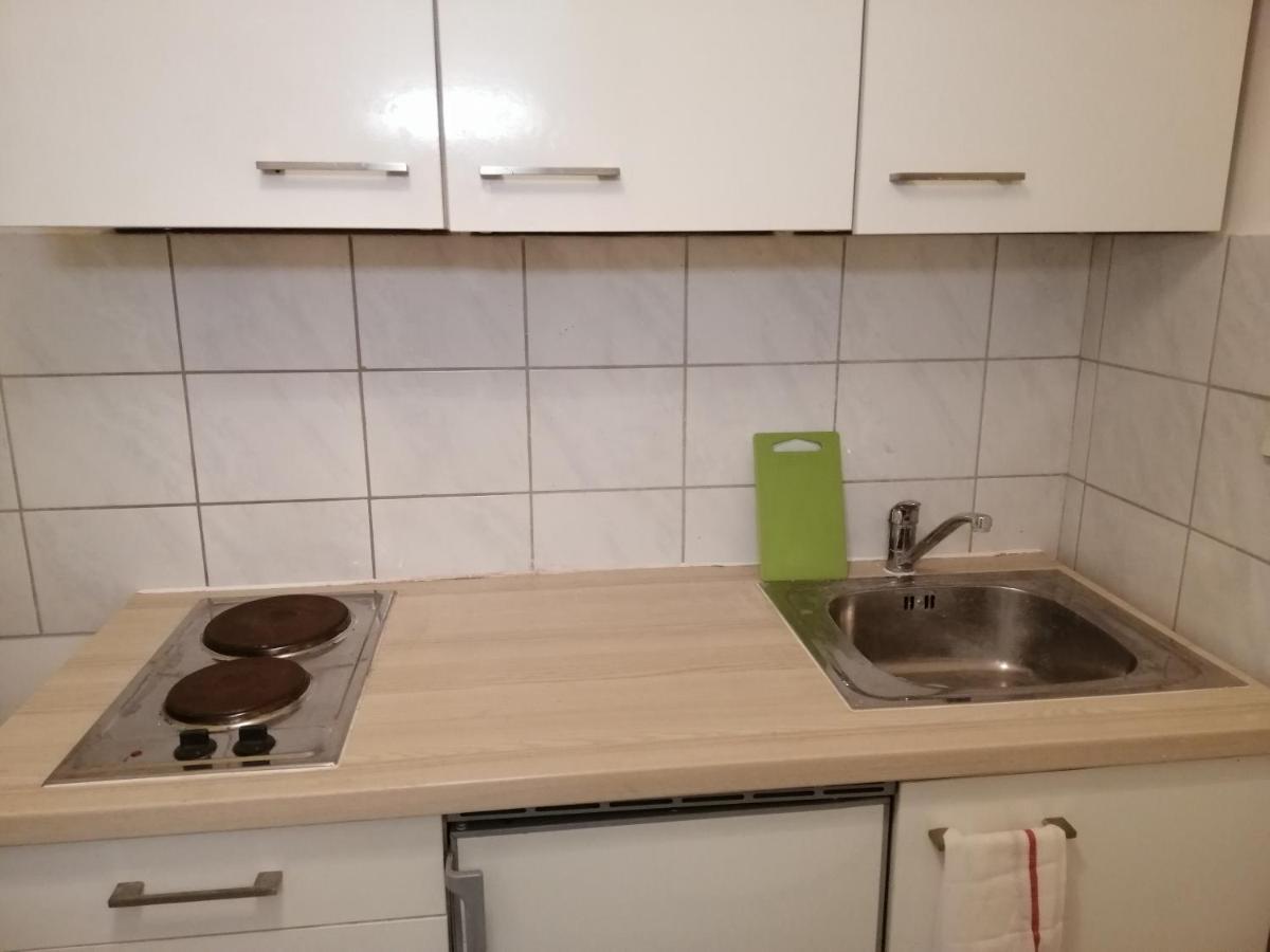Max Out Apartment Вена Экстерьер фото