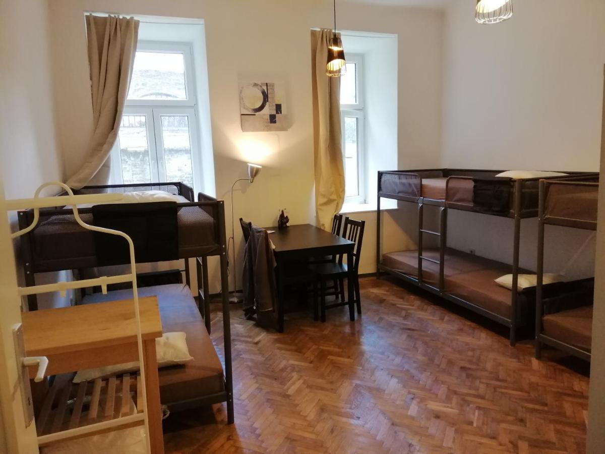 Max Out Apartment Вена Экстерьер фото